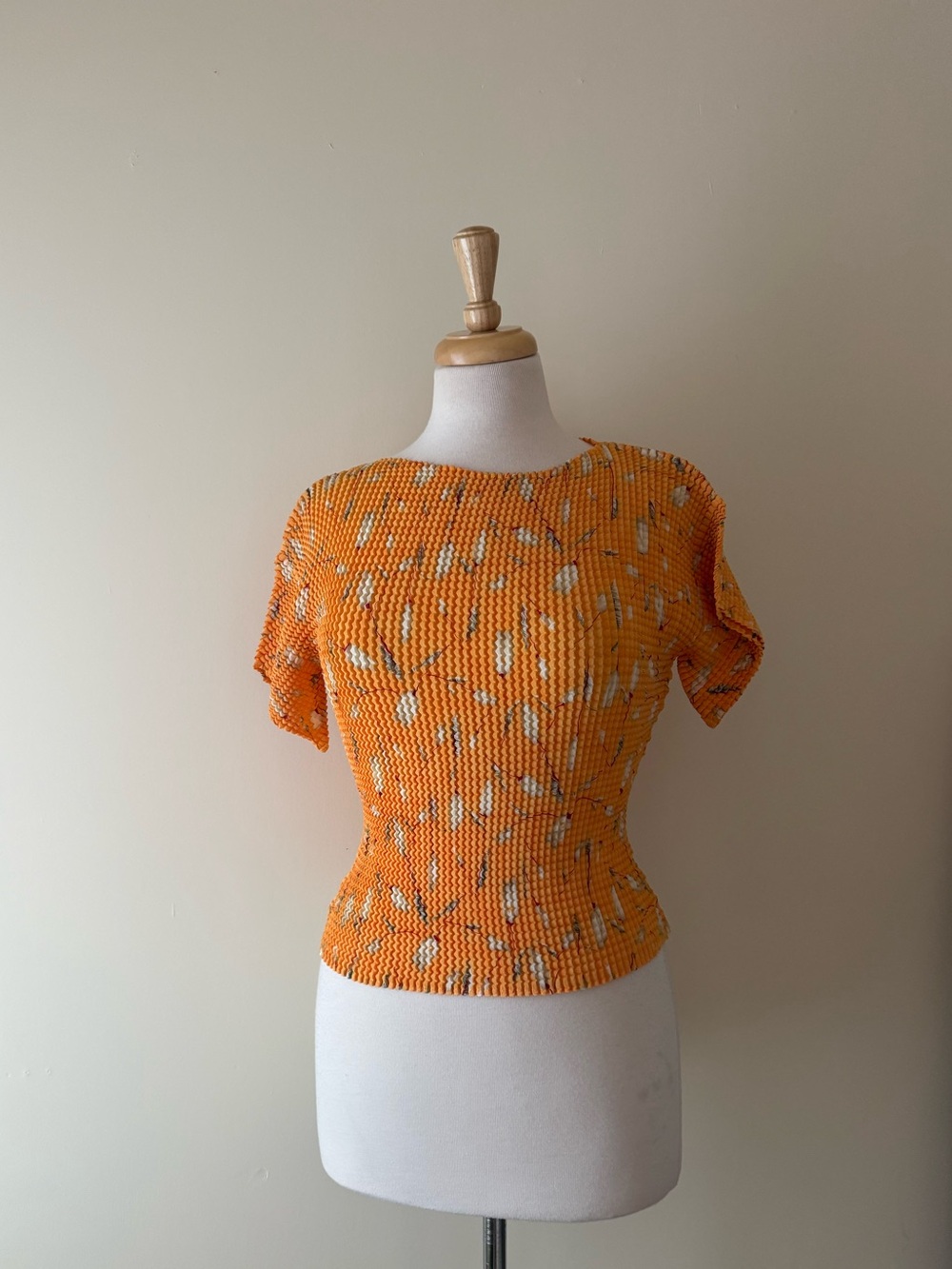 Oscar Max Textured Crinkle Top | Made in Canada | Size Small (or Medium)
